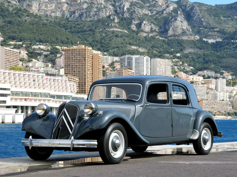Citroën Traction Avant: первый серийный автомобиль с передним приводом