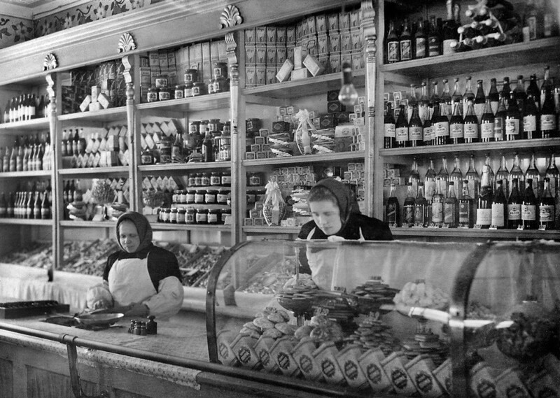 Продуктовый магазин, Архангельская область, посёлок Коноша. 1950-е