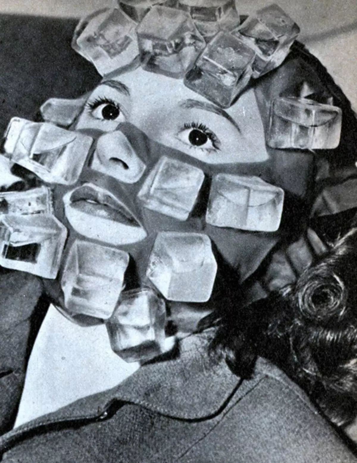Именно так выглядел компресс от похмелья для голливудских актрис, придуманный в 1947 году