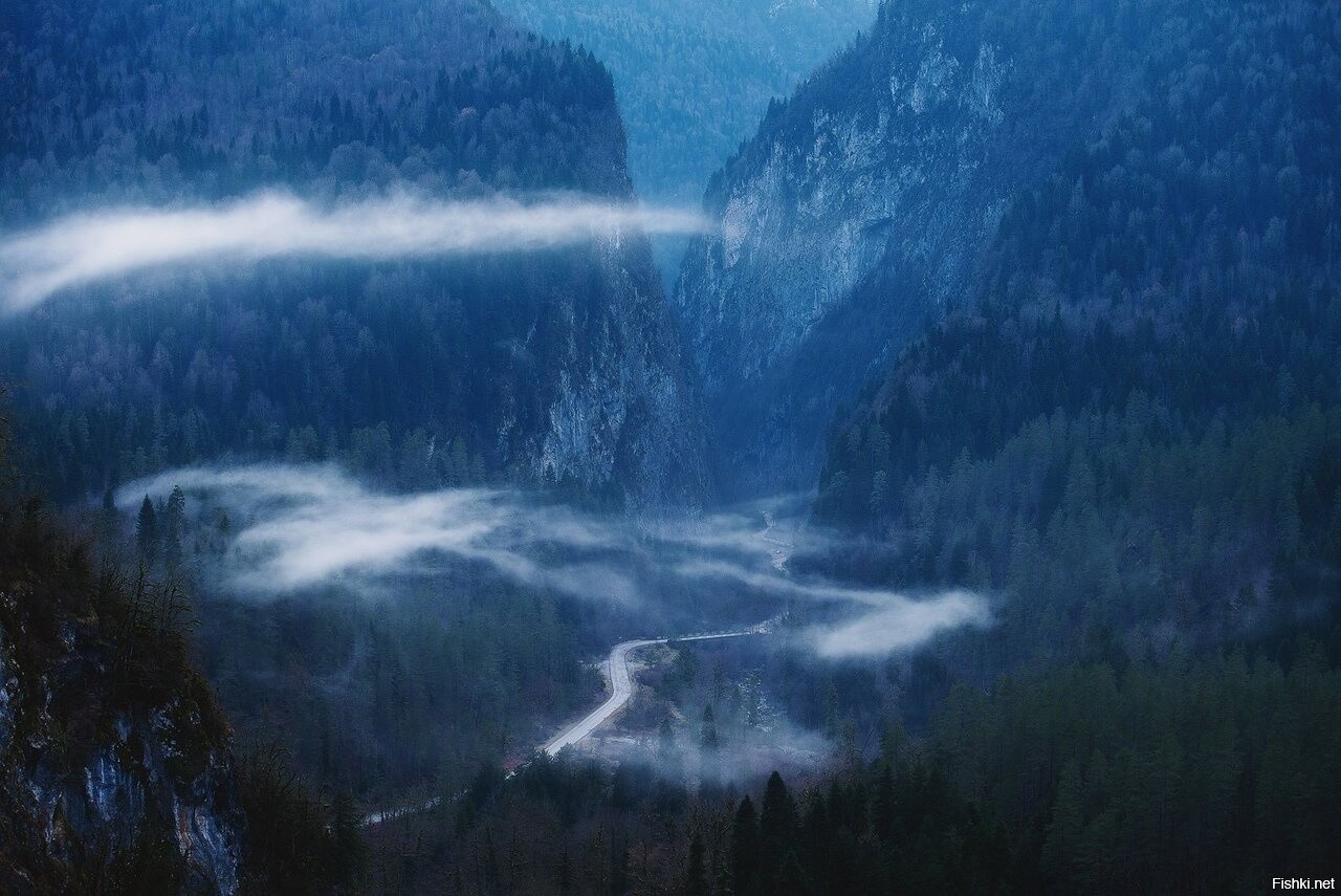 Юпшарский каньон туман