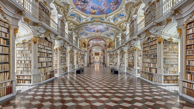 Библиотека аббатства Адмонт в Австрии. Фотограф - Mario Basner