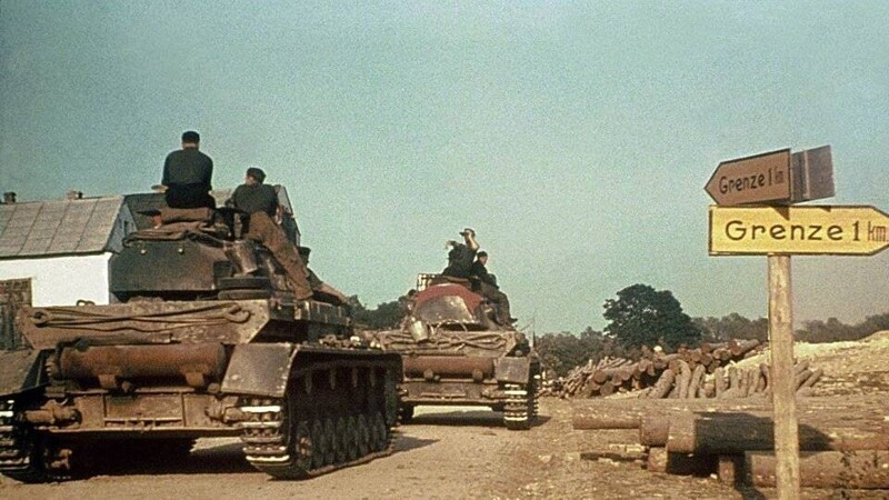 Немецкие танки у советской границы утром 22 июня 1941 года. Цветная фотография