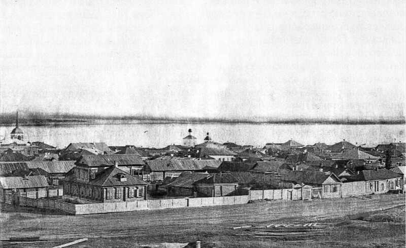 Панорама Царицына (ныне Волгоград). Соляная пристань и амбары