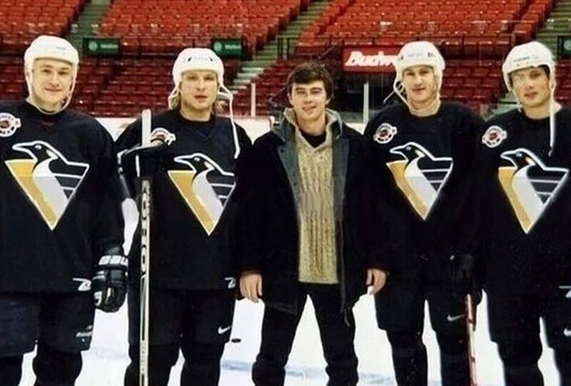 Сергей Бодров-младший вместе с хоккеистами «Питтсбурга»