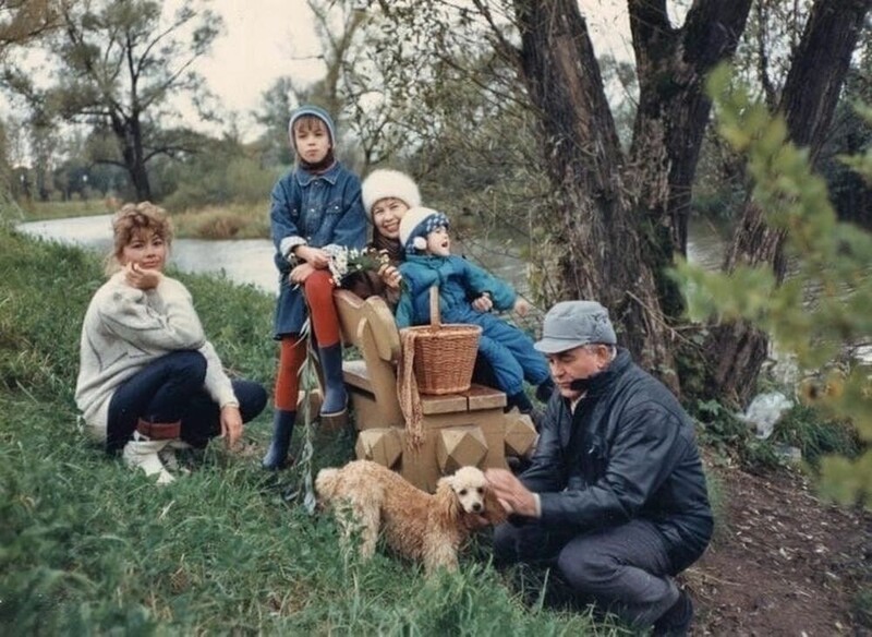 Михаил Сергеевич Горбачёв на отдыхе с семьёй; Московская область, Раздоры, 1988 год