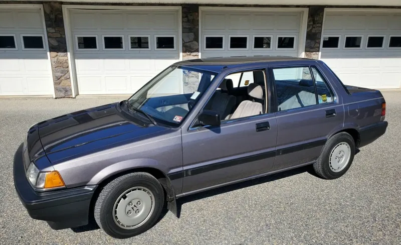 Honda Civic 1987: особенности одной "капсулы времени"