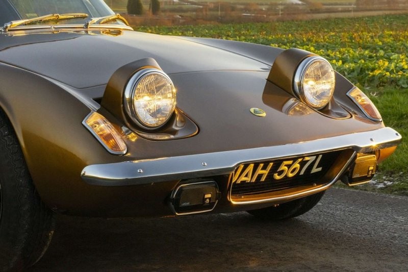 Автомобиль легенды F1: Lotus Elan Колина Чепмена выставлен на аукцион