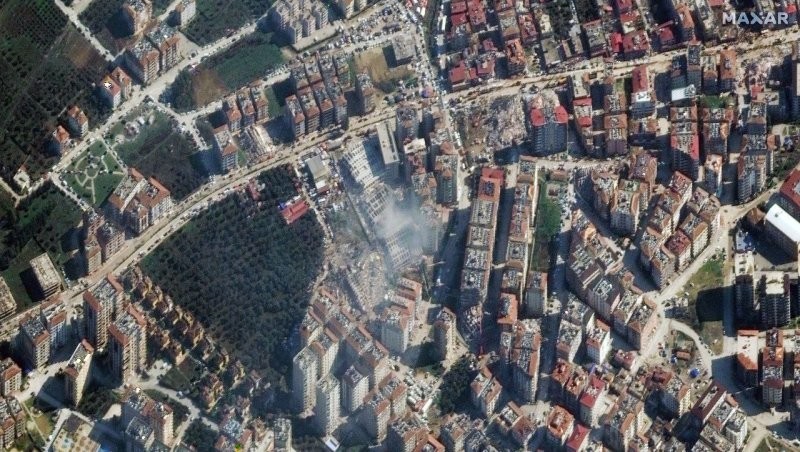 Последствия землетрясения в Турции показали со спутника