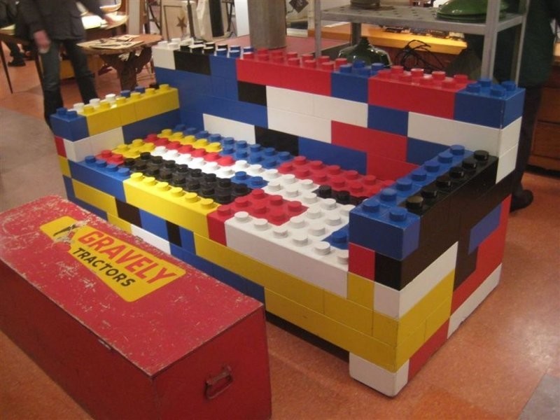 Лего-диван