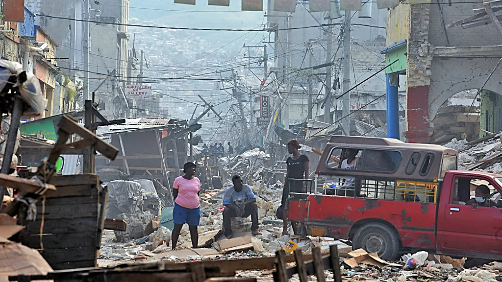Крупные землетрясения последних лет. Землетрясение на Гаити 2010. Стихийные бедствия землетрясения. Землетрясения за последние годы.
