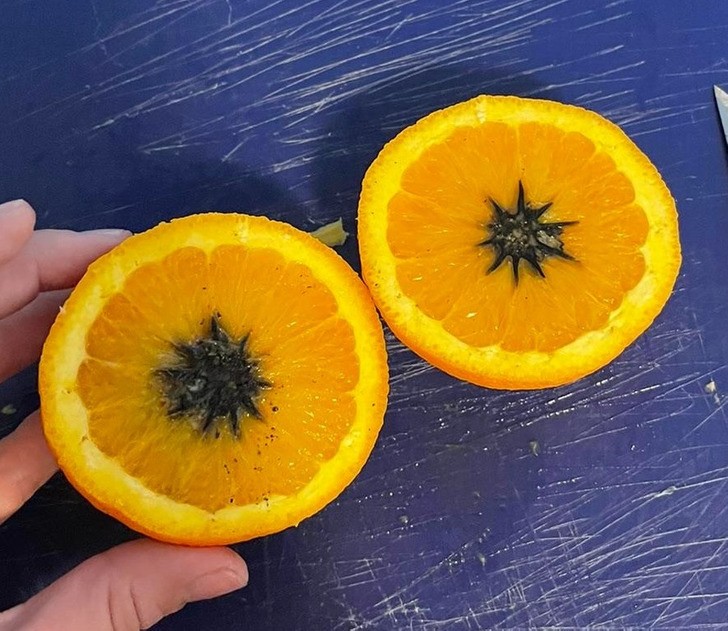 "Этот апельсин меня пугает"