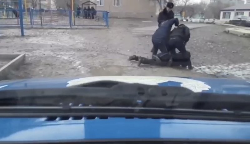 Задержание особо опасных преступников по-казахски