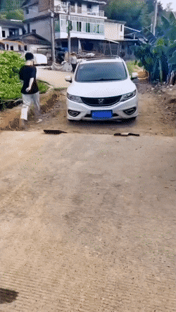 Хана бамперу