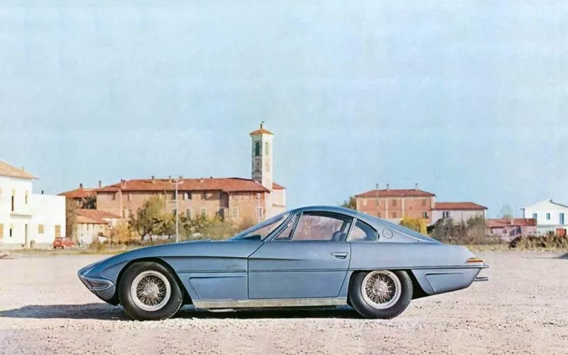 История первого спортивного автомобиля Lamborghini