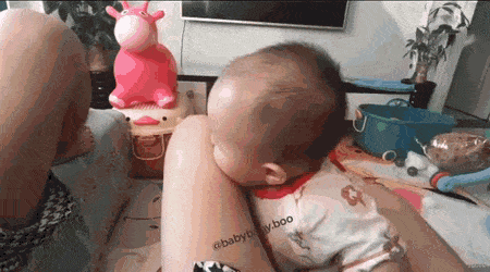 "Чем ты их намазал?"