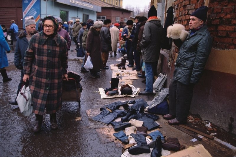 Тишинский рынок в Москве, 1992 год