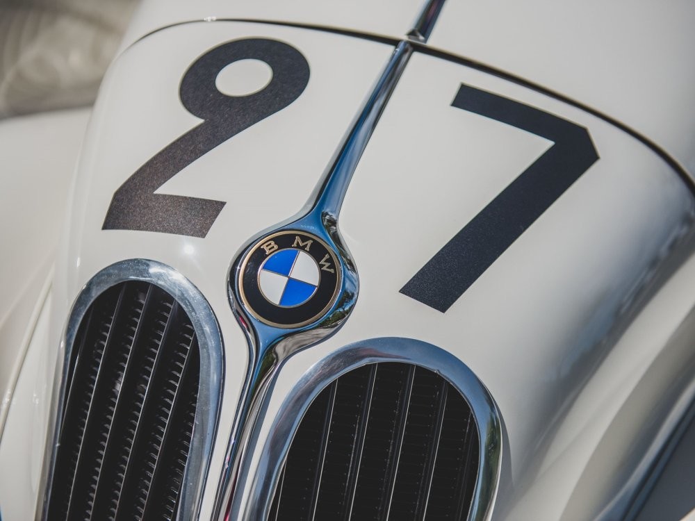 Раритетный гоночный BMW 1938 года уйдёт с молотка
