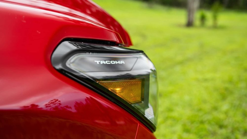 Toyota представила новое поколение рамных внедорожников Tacoma