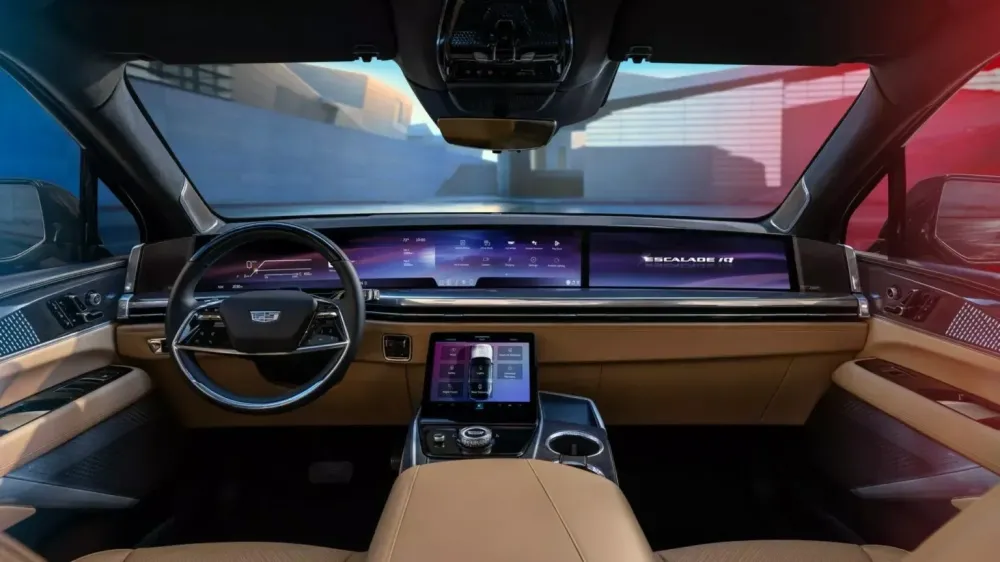 Новый роскошный электрический внедорожник Cadillac Escalade IQ