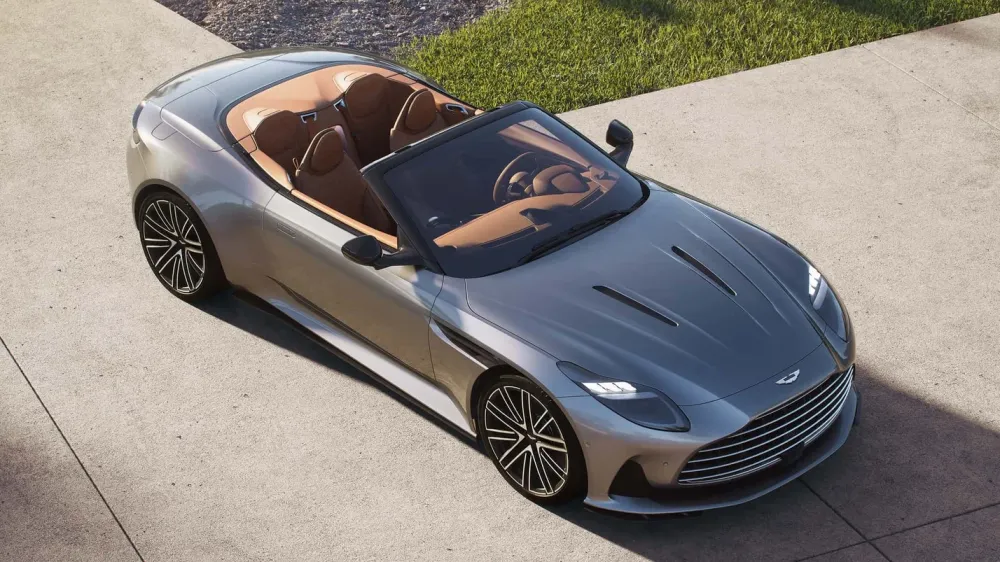 Aston Martin представил кабриолет DB12 Volante с максимальной скоростью 325 км/ч