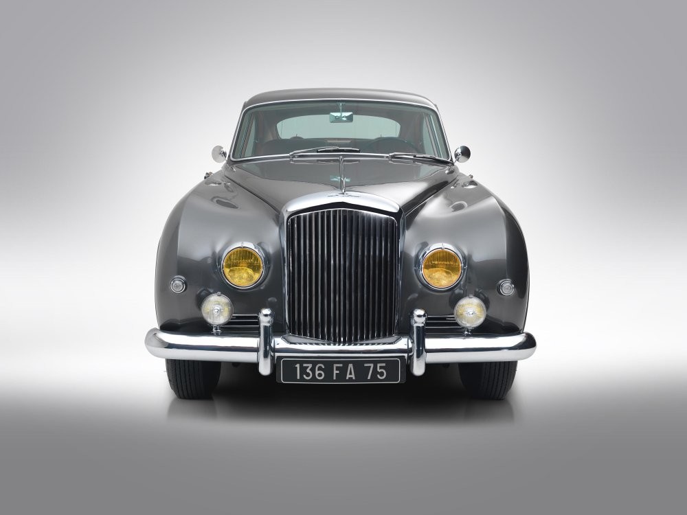 Редкий Bentley S-Type Continental 1956 года выставят на аукцион