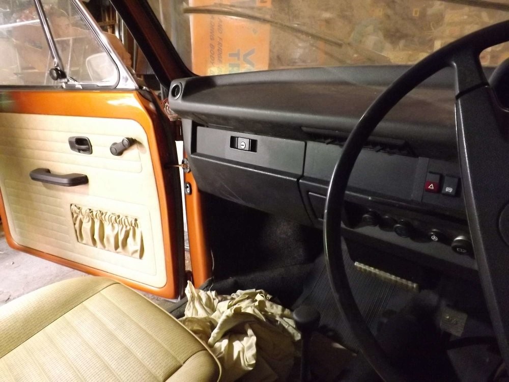 VW Beetle 1979 года без пробега вызвал ажиотаж на торгах