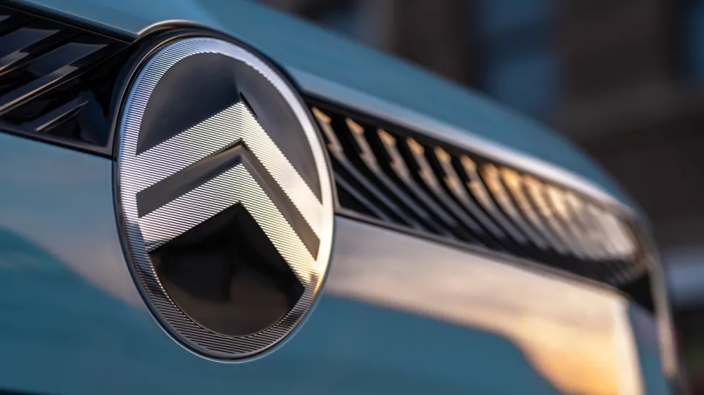 Citroen представил доступный европейский электромобиль
