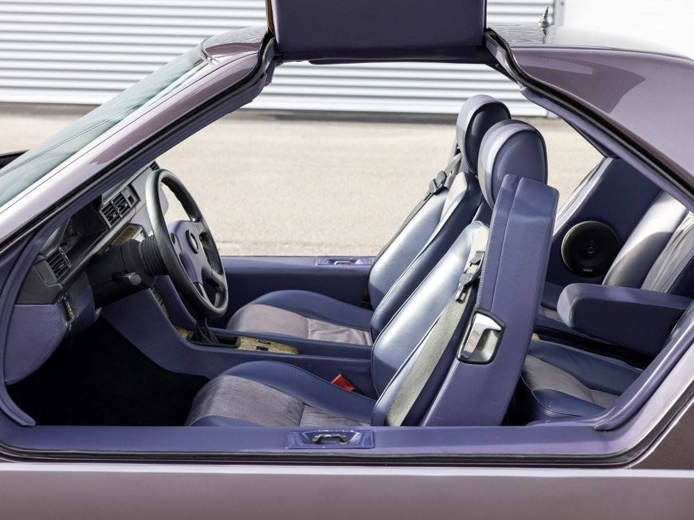 Уникальный Mercedes Boschert B300 с дверями "крыло чайки" выставят на продажу