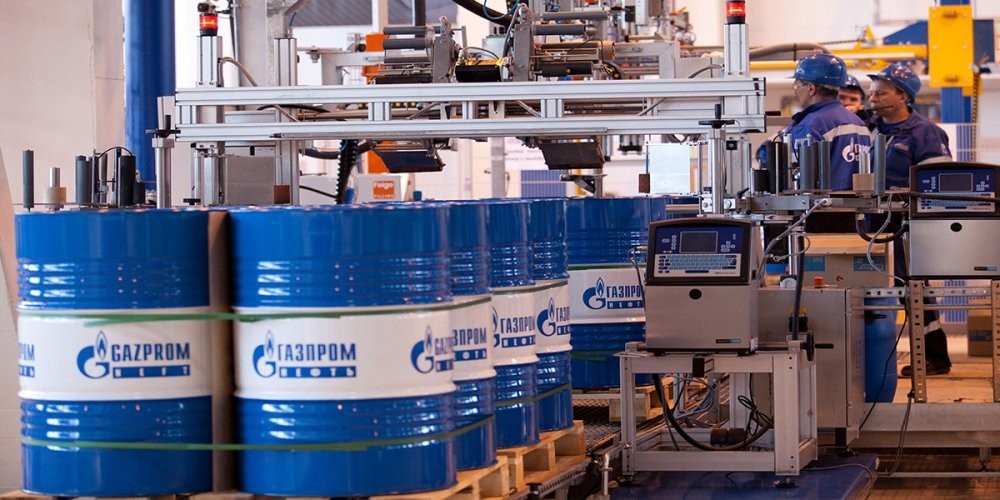 В России построили завод, который обеспечит всю страну качественными синтетическими маслами