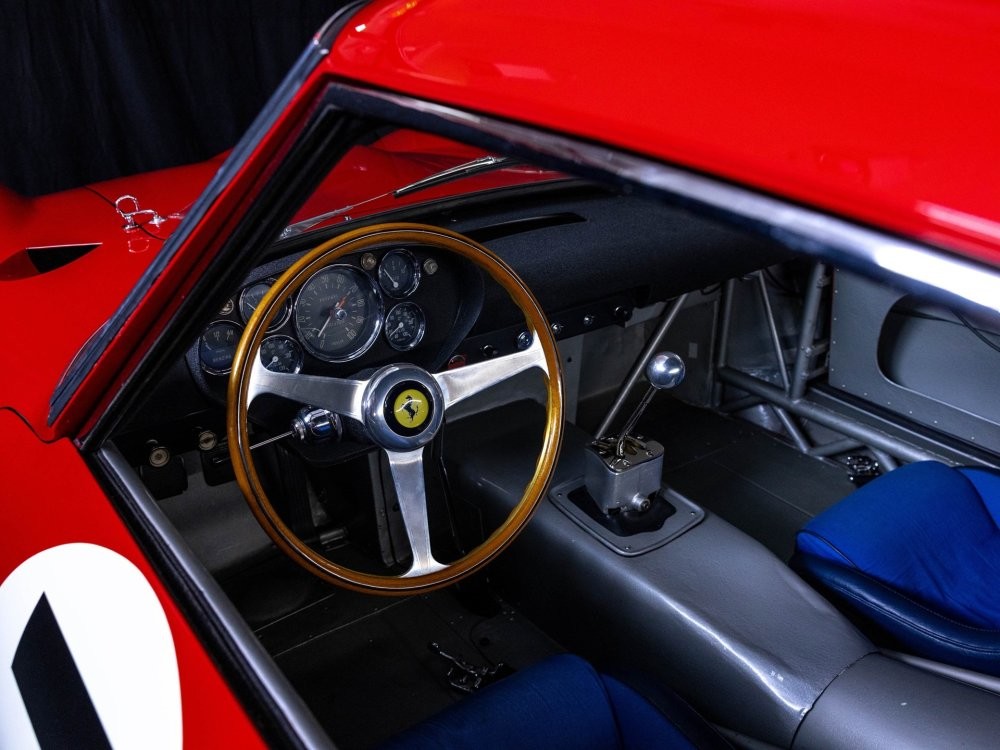 Ferrari 250 GTO 1962 года выпуска был продан за 51,7 миллиона долларов