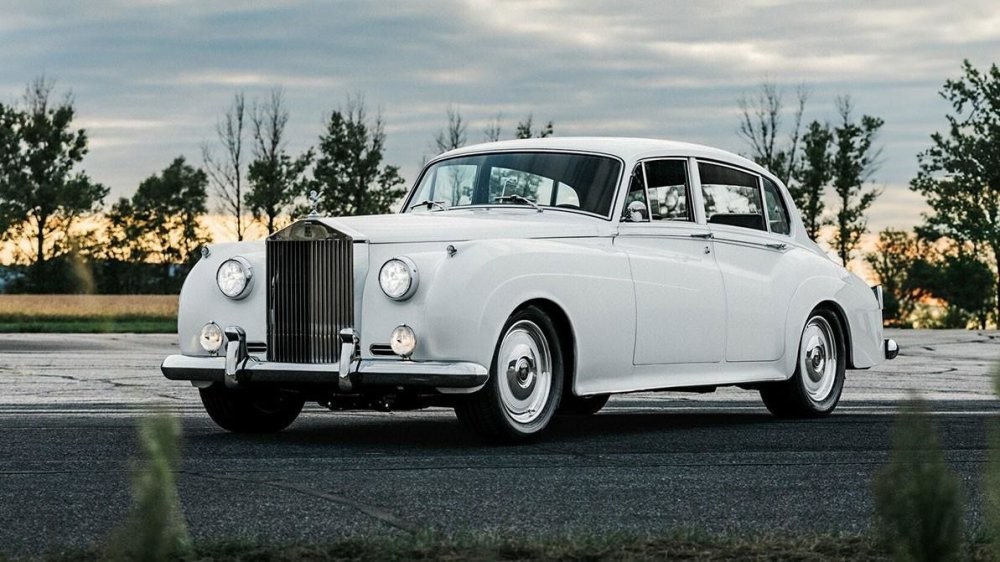 Винтажный Rolls-Royce Silver Cloud II 1961 года переделали для выставки SEMA