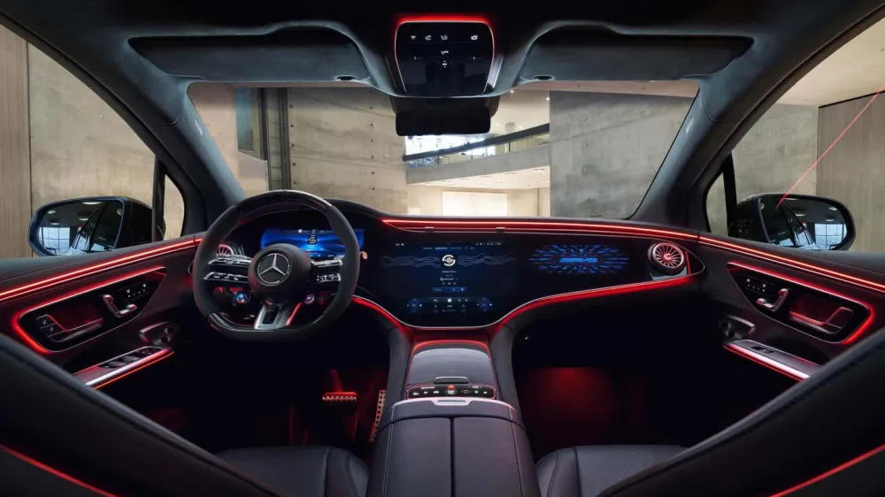 Mercedes-Benz представил новую автомобильную медиасистему с видеоиграми и фильмами