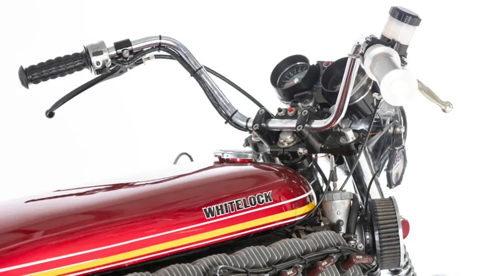 Монструозный мотоцикл с 48-цилиндровым мотором выставят на продажу