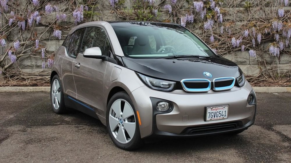 Владельцы электрических BMW в шоке от стоимости замены аккумулятора