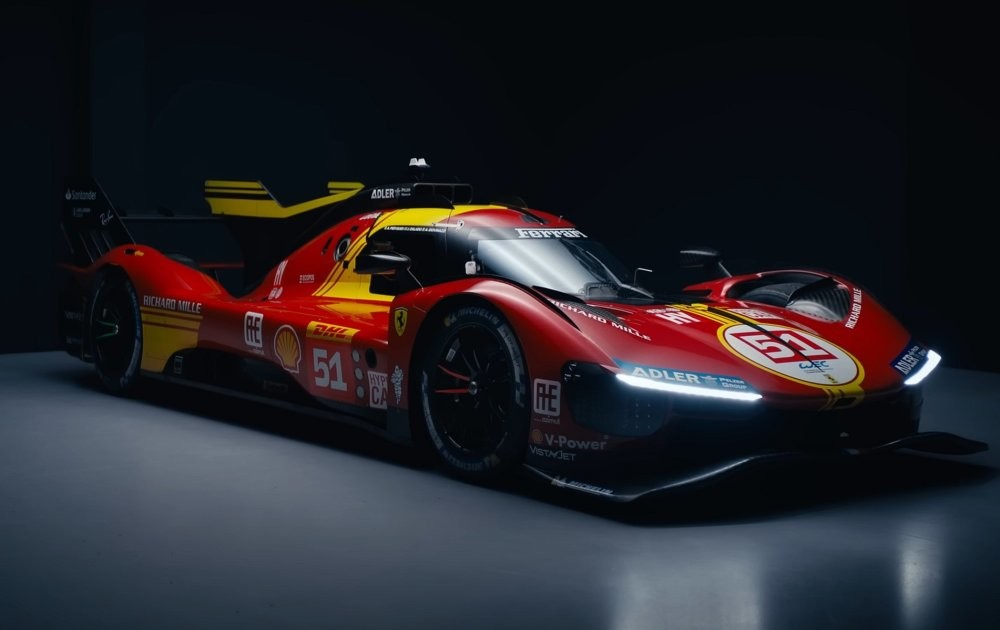 Ferrari показала болид для гонок «Ле-Ман 2024»