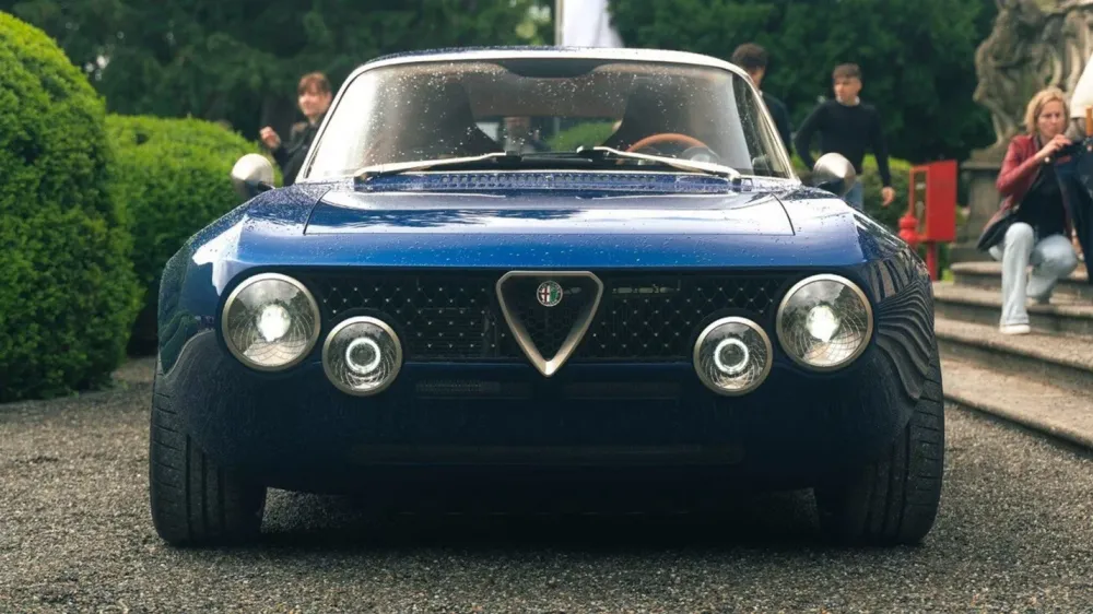 Рестмод старой Alfa Romeo GTА 1960 года за 470 тысяч долларов