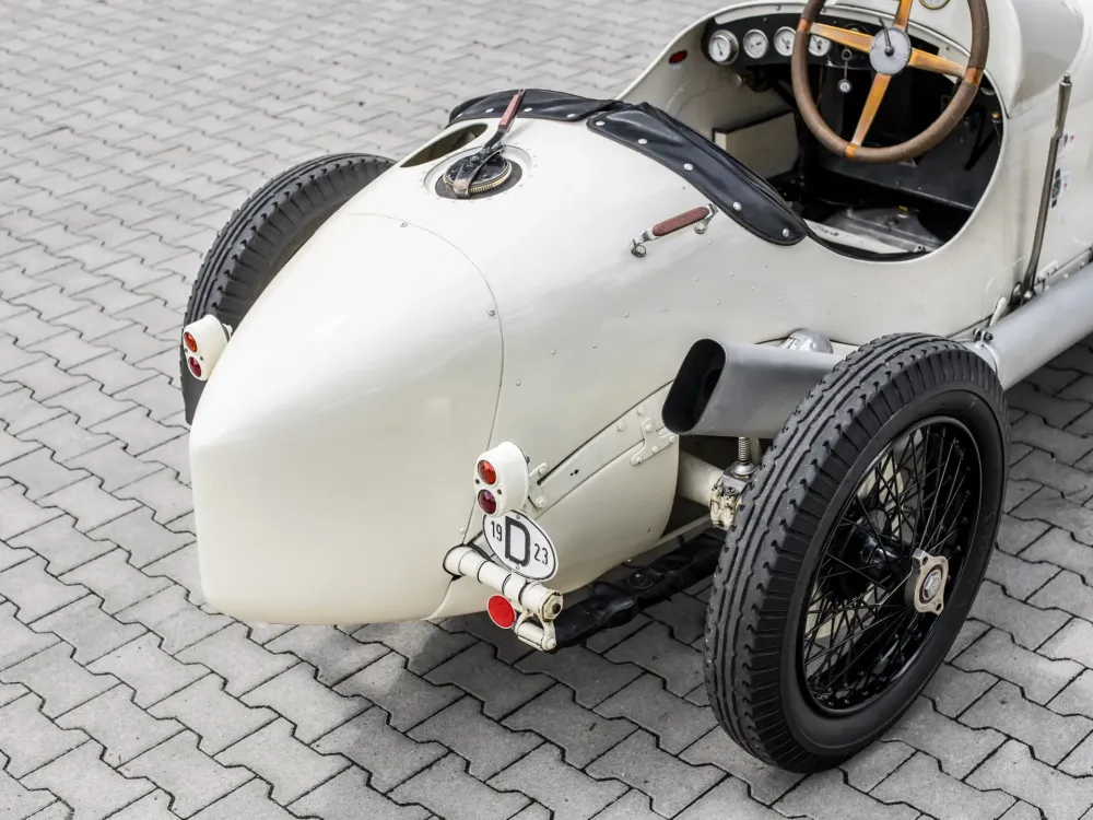 101-летний гоночный Mercedes Type 122 выставят на торги. Предварительная оценка - 5 миллионов евро