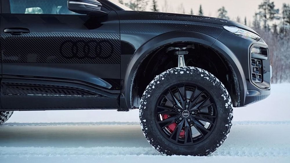 Электрическую Audi Q6 Sportback e-tron превратили экстремальный внедорожник