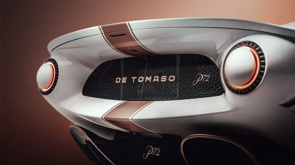 Первый суперкар De Tomaso P72 показали через 6 лет после премьеры