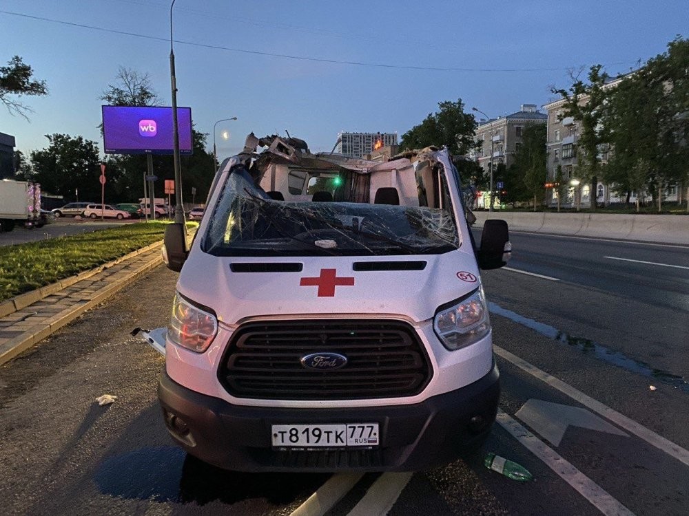 Крышесносное ДТП в Москве