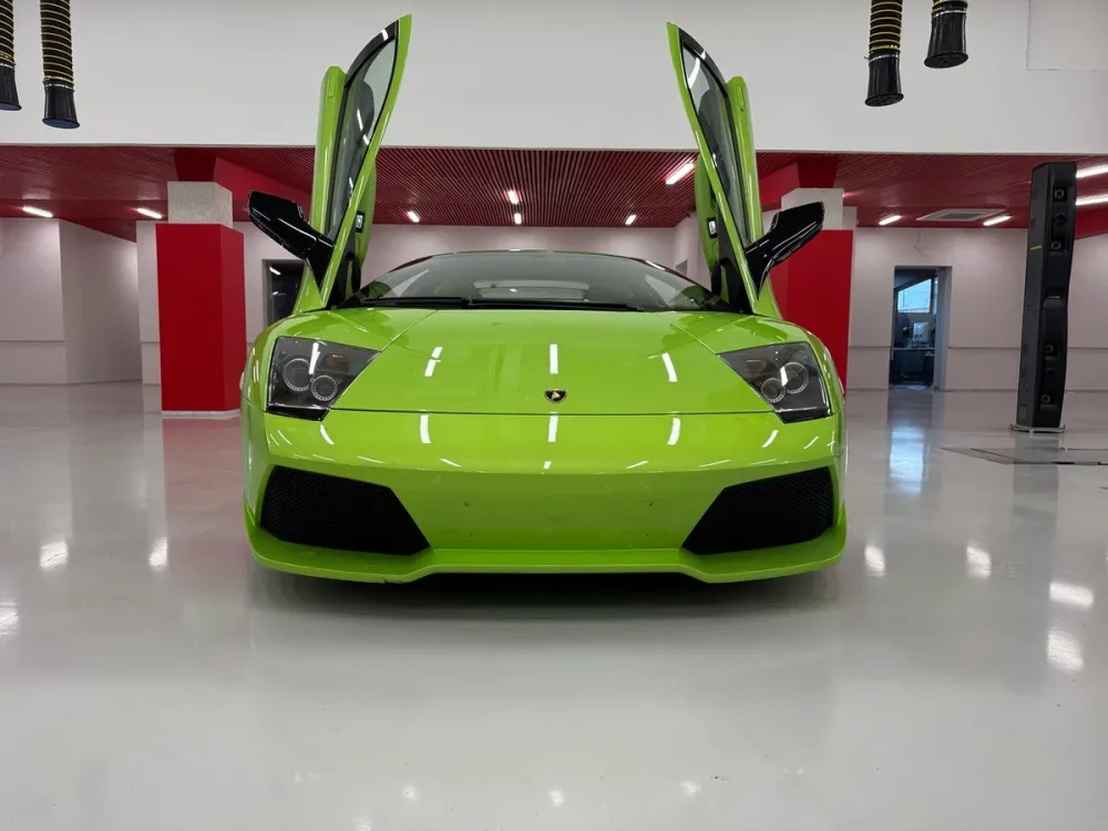 17-летний почти новый Lamborghini Murcielago выставили на продажу в Москве