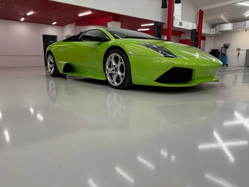 17-летний почти новый Lamborghini Murcielago выставили на продажу в Москве