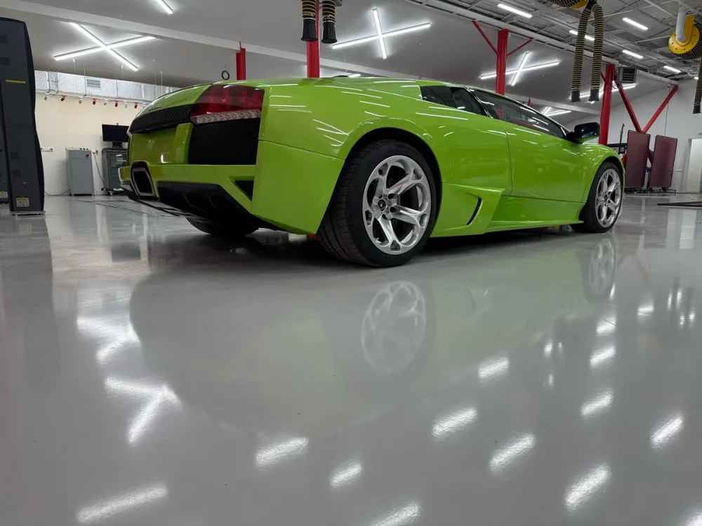 17-летний почти новый Lamborghini Murcielago выставили на продажу в Москве
