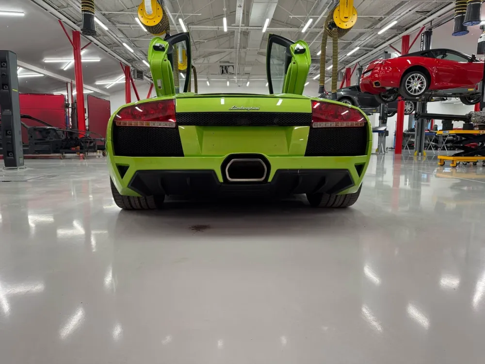 17-летний почти новый Lamborghini Murcielago выставили на продажу в Москве
