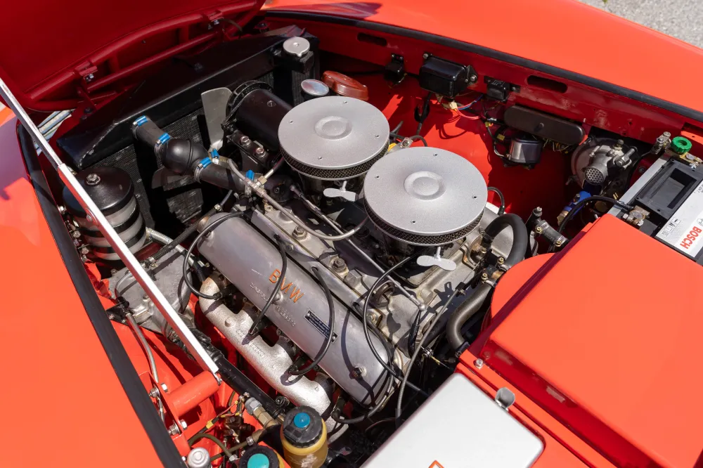 Очень редкий 67-летний BMW 507 оценили более чем в 1,5 миллиона долларов