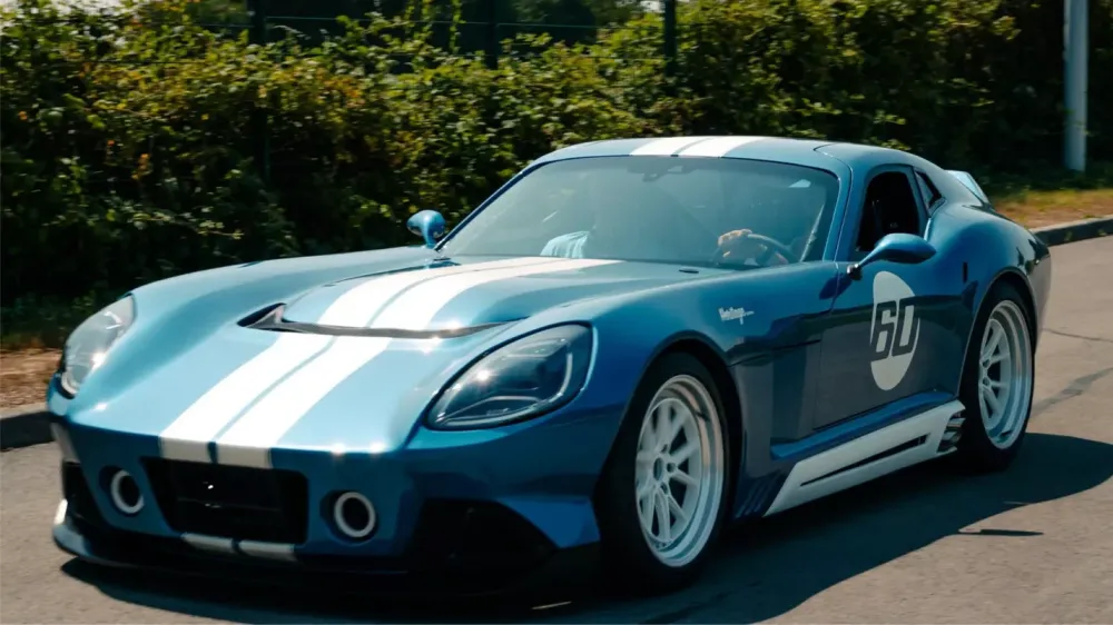 Французские студенты создали спорткар в стиле Shelby Daytona из 60-х