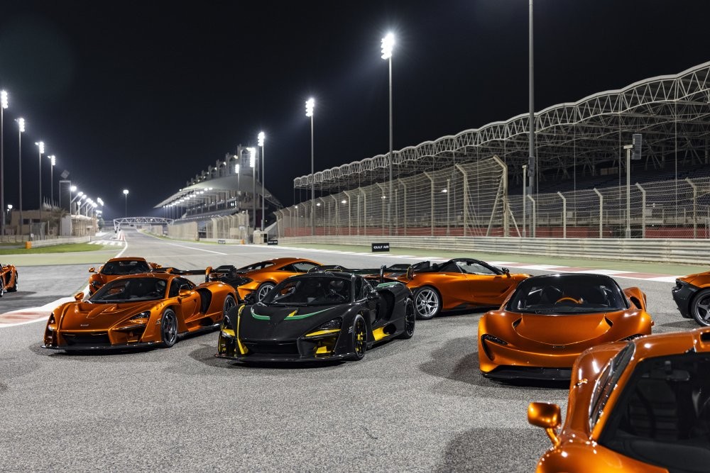 Коллекцию из 20 уникальных McLaren выставили на продажу
