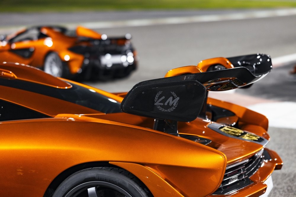 Коллекцию из 20 уникальных McLaren выставили на продажу
