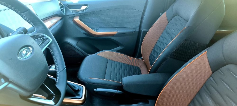 АвтоВАЗ решил повременить с выпуском базовой комплектации Lada Iskra и сосредоточиться на дорогой