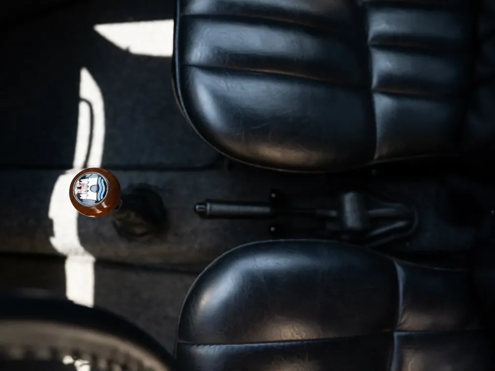 Уникальный лимузин VW Beetle по прозвищу Rollswagen пустят с молотка